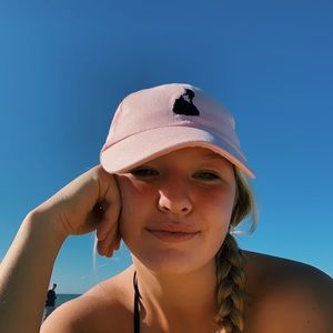 Meet your Posher, Caroline